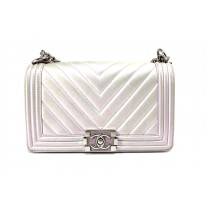 Chanel Boy Cuir Perle / Rose Changeant