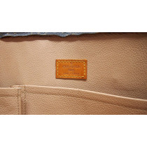 Louis Vuitton Sac Plat Monogram