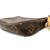 Louis Vuitton Pochette Mini Monogram