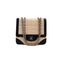 Chanel Accordion Vernis White and Black