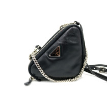 Prada Triangle Pelle Nera