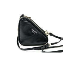Prada Triangle Pelle Nera