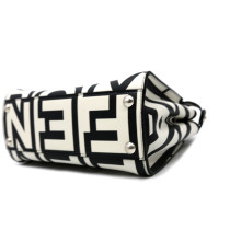 Fendi Peekaboo Calf Pelle Bianca e Nera