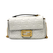Fendi Baguette Pelle Bianca