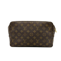 Louis Vuitton Beauty Monogram