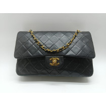 Chanel 2.55 Schwarzes Leder