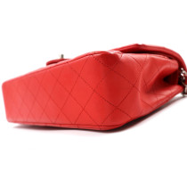 Chanel Classica Media Pelle Rossa