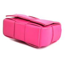 Bottega Veneta Cassette Mini Pelle Rosa