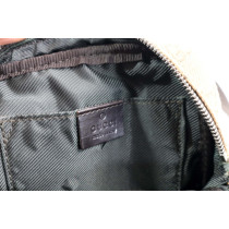 Gucci Tracollina GG Beige