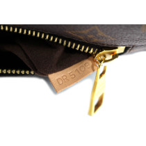 Louis Vuitton Metis Monogram