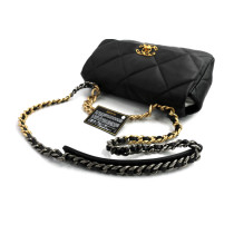 Chanel 19 GM Pelle Nera