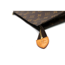 Louis Vuitton Toilette 26 Monogram