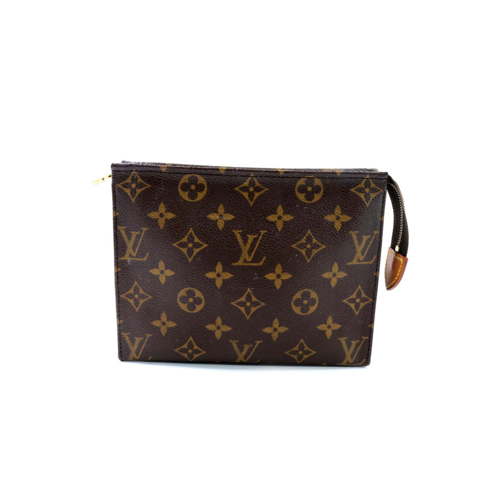 Louis Vuitton Toilette 19 Monogram