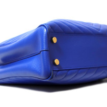 Saint Laurent Cassandre Chevron Pelle Blu Elettrico