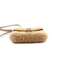 Fendi Baguette Mini Shearling Rosa