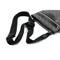 Louis Vuitton Thomas Tracolla Damier Graphite