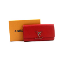Louis Vuitton Portafoglio Capucines Pelle Rossa