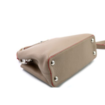 Louis Vuitton Capucines Pelle Beige