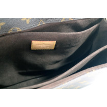 Louis Vuitton Metis Monogram