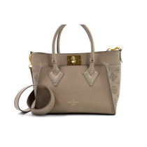 Louis Vuitton On My Side Pelle Beige