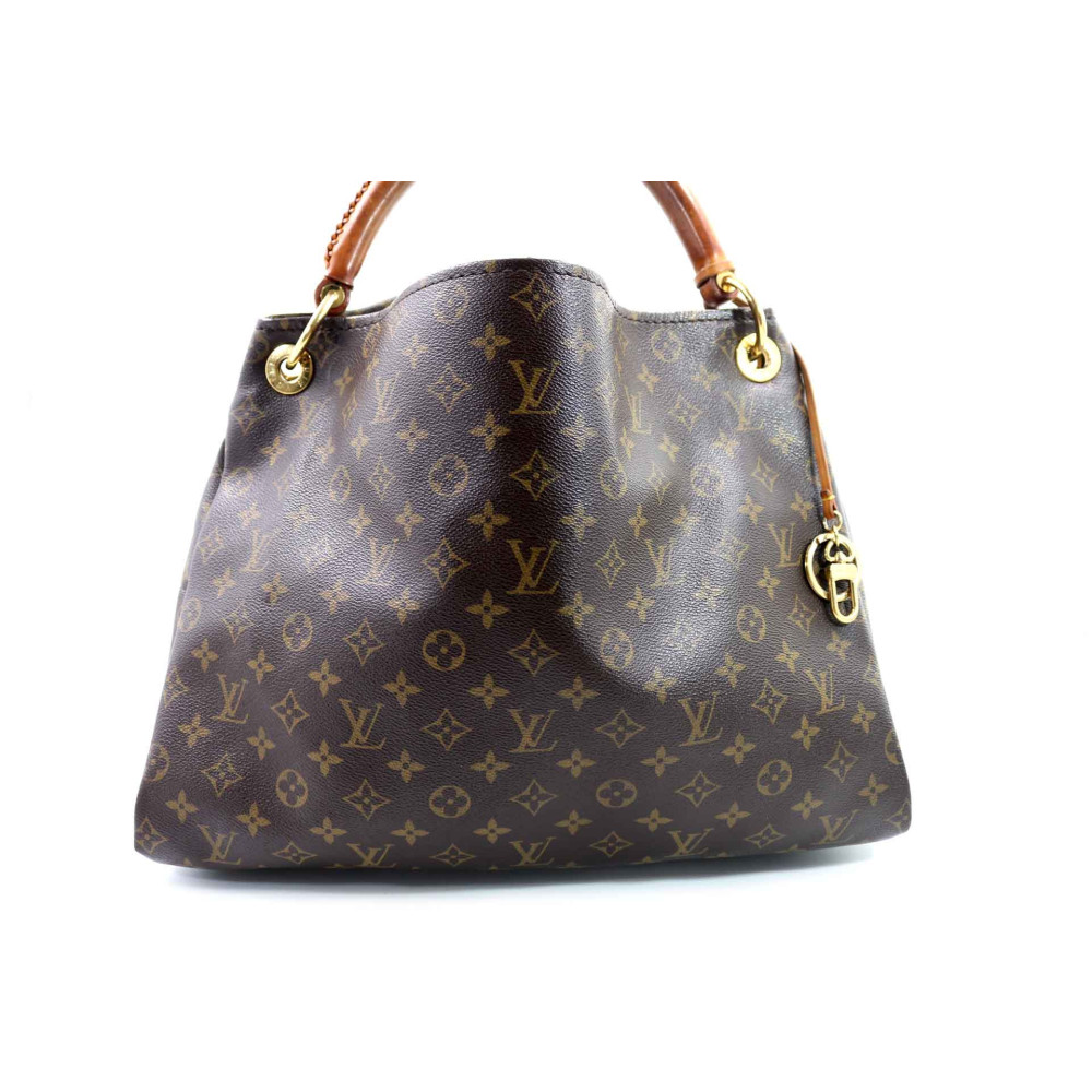 Louis Vuitton Artsy Monogram