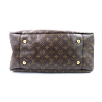 Louis Vuitton Artsy Monogram