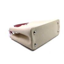 Louis Vuitton Capucines MM Taurillon Creme und Rosa