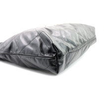 Chanel 22 Media Pelle Nera