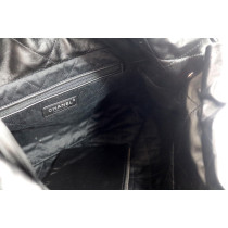 Chanel 22 Media Pelle Nera