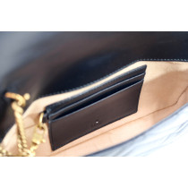 Gucci Borsa a Spalla GG Marmont Misura Piccola Pelle Nera