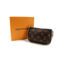 Louis Vuitton Mini Pochette Accessoires Monogram