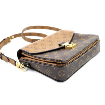 Louis Vuitton Metis Reverse Monogram