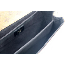 Louis Vuitton Metis Reverse Monogram