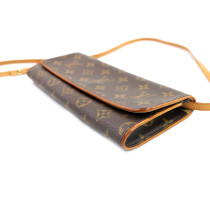 Louis Vuitton Twin GM Pochette Monogram