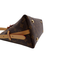 Louis Vuitton CarryAll  MM Monogram