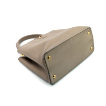 Louis Vuitton Capucines Pelle Tortora