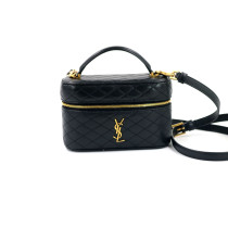 Saint Laurent Gaby Vanity Pelle Nera