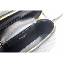 Saint Laurent Gaby Vanity Pelle Nera