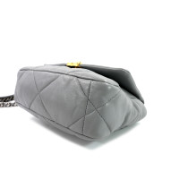 Chanel 19 Graues Leder