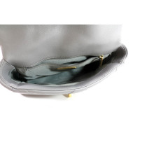 샤넬 19 회색 가죽