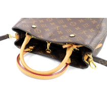 Louis Vuitton Montaigne BB