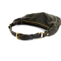 루이 비통 마농