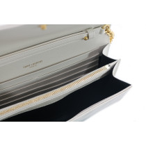 Saint Laurent Cassandre Klassische Kettentasche aus Leder Grain De Poudre