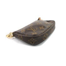 Louis Vuitton Mini Pochette Accessoires