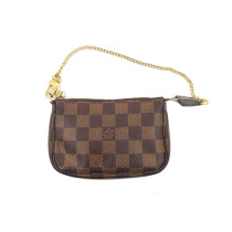 Louis Vuitton Pochette Damier