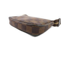 Louis Vuitton Pochette Damier