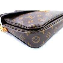 Louis Vuitton Metis Monogram