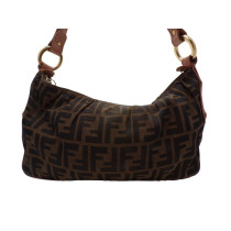 펜디 어깨 숄더 주카