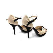 Prada Satinpumps Gold und Schwarz