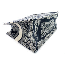 Dior Book Tote Toile Bleue et Blanche